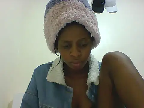 Snapshot of sabssexy chatting on 06/10/26, 11:00 sabssexy online show from 06/10/26, 11:00