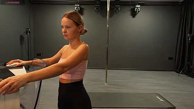 Masha 2002 online show from 11/15/25, 08:02