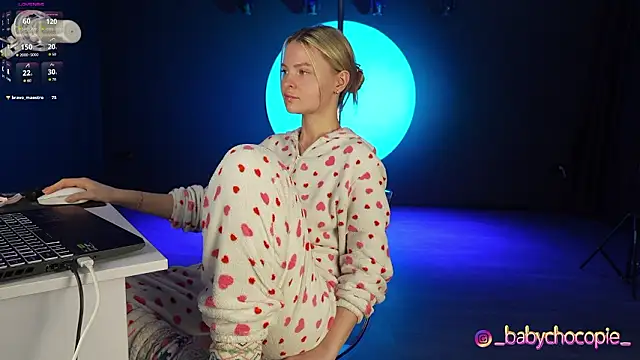 Masha 2002 online show from 02/07/26, 10:07