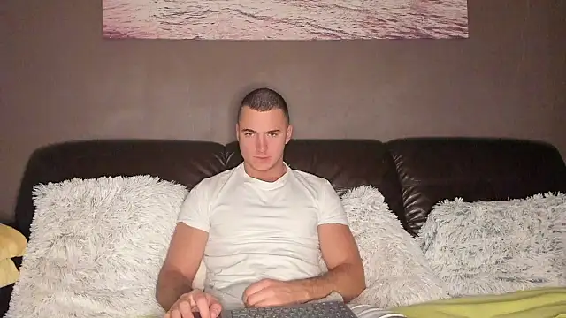 paulblack21 online show from 11/01/25, 06:24