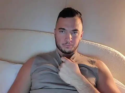 paulblack21 online show from 04/11/26, 07:39