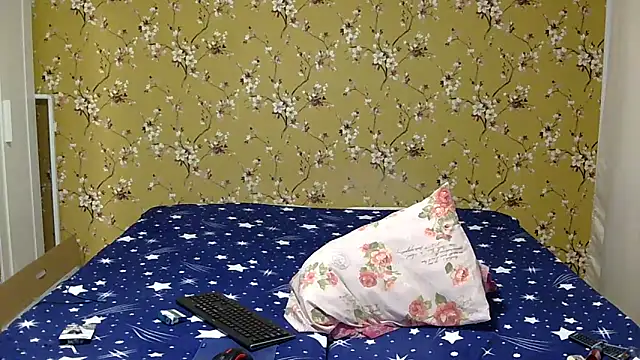 Karlabby online show from 12/20/25, 07:06