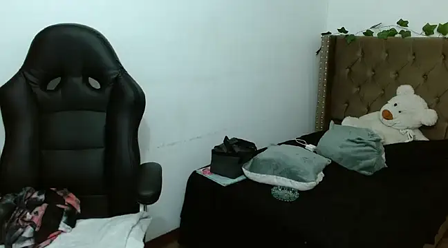  Scarlett Sweet online show from 03/17/25, 12:32