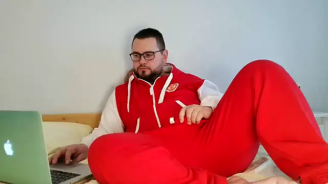 cutie ben online show from 03/04/25, 11:08