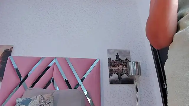 veronica salas online show from 11/07/25, 07:40