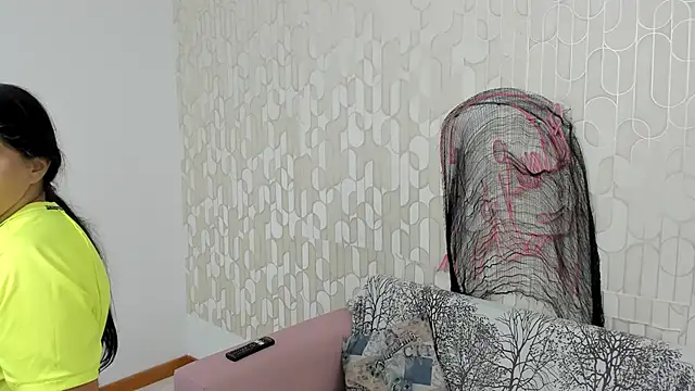 veronica salas online show from 10/29/25, 08:19