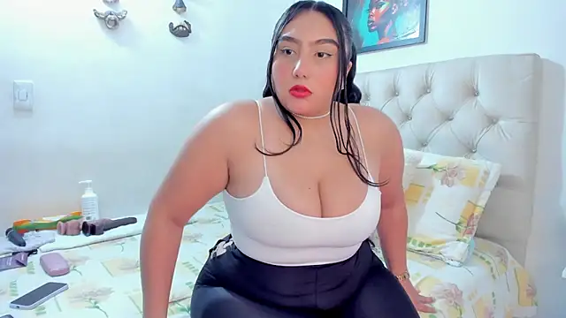 Snapshot of NayaWayne chatting on 09/28/25, 06:37 NayaWayne online show from 09/28/25, 06:37