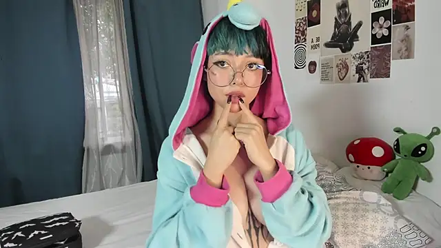 acid candy  online show from 10/27/25, 10:33