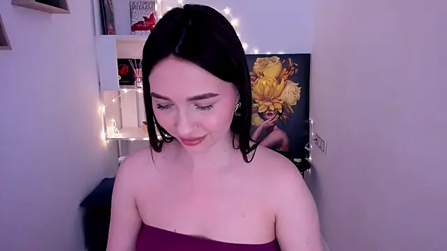 Snapshot of GracefulLook chatting on 03/07/25, 06:35 GracefulLook online show from 03/07/25, 06:35