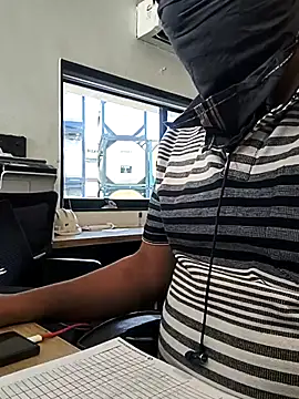 rajstrip12650 online show from 03/29/26, 08:38