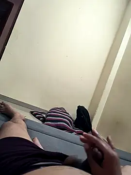 rajstrip12650 online show from 03/27/26, 08:26