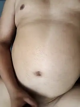 rajstrip12650 online show from 02/18/26, 06:15