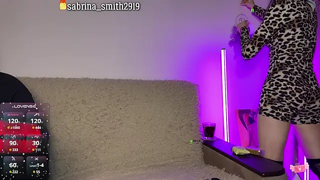 Snapshot of sabrinasmith23 chatting on 03/16/25, 09:26 sabrinasmith23 online show from 03/16/25, 09:26