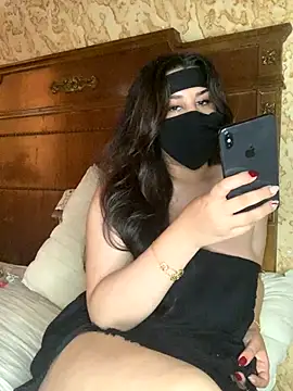 Snapshot of Taimaaa chatting on 09/16/25, 10:49 Taimaaa online show from 09/16/25, 10:49