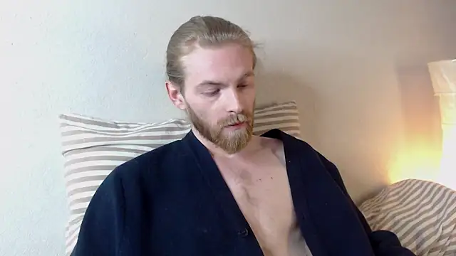 Snapshot of Damien_Bi chatting on 02/28/25, 01:15 Damien Bi online show from 02/28/25, 01:15