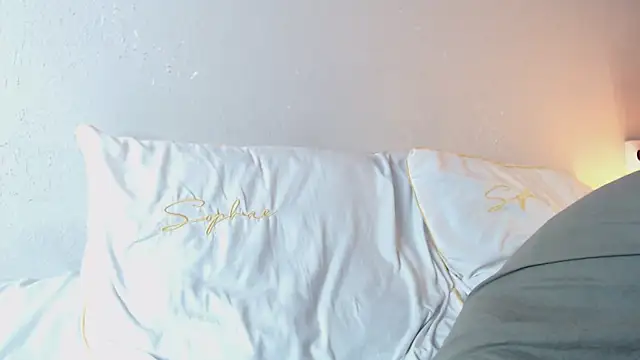 Snapshot of Damien_Bi chatting on 12/06/24, 01:24 Damien Bi online show from 12/06/24, 01:24