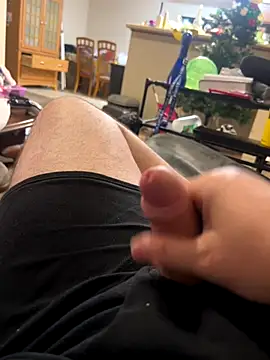 Snapshot of sexydadbod1 chatting on 11/20/25, 04:24 sexydadbod1 online show from 11/20/25, 04:24