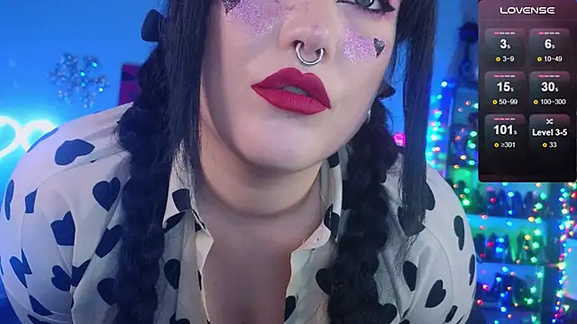 wickedxqueen online show from 12/19/24, 09:38