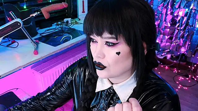 wickedxqueen online show from 02/13/25, 05:26