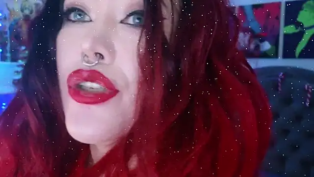 wickedxqueen online show from 12/30/24, 07:48