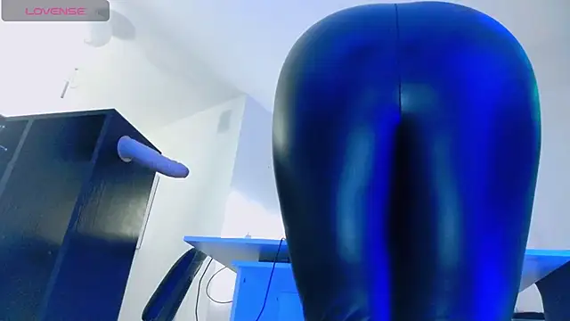 wickedxqueen online show from 04/06/26, 07:59