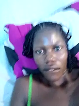 Snapshot of Slender-simple1 chatting on 09/19/25, 03:38 Slender-simple1 online show from 09/19/25, 03:38