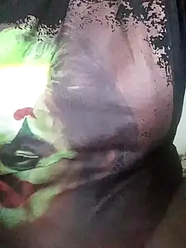 Snapshot of Bury0117 chatting on 10/28/25, 07:40 Bury0117 online show from 10/28/25, 07:40