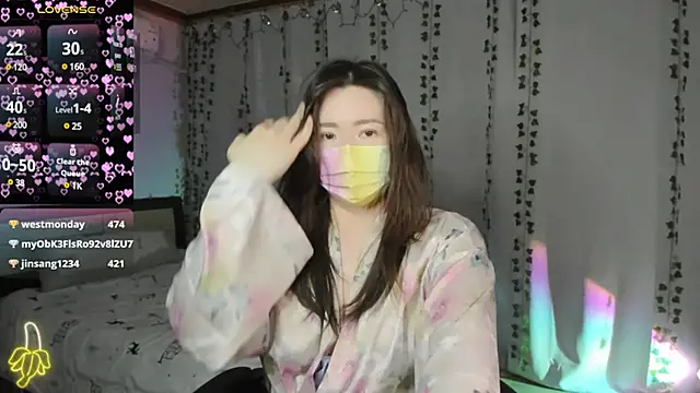 Snapshot of kimchi_03 chatting on 02/26/25, 10:05 kimchi 03 online show from 02/26/25, 10:05