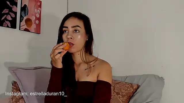 Estrella Duran online show from 01/30/25, 10:41