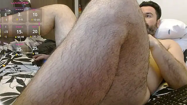 Snapshot of rodrher81 chatting on 10/07/25, 03:57 rodrher81 online show from 10/07/25, 03:57