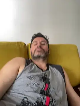 Snapshot of rodrher81 chatting on 03/07/25, 01:07 rodrher81 online show from 03/07/25, 01:07