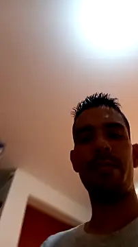 JohanyLatino online show from 04/01/26, 04:37