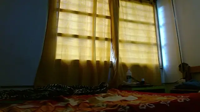 JohanyLatino online show from 06/15/26, 09:14