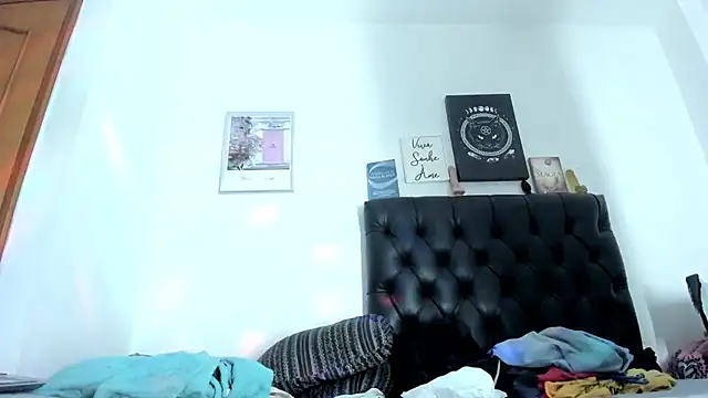 JohanyLatino online show from 02/14/25, 10:36