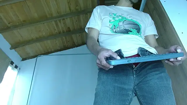 JohanyLatino online show from 07/14/26, 10:49