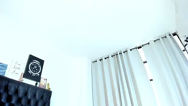 JohanyLatino online show from 03/01/25, 12:01