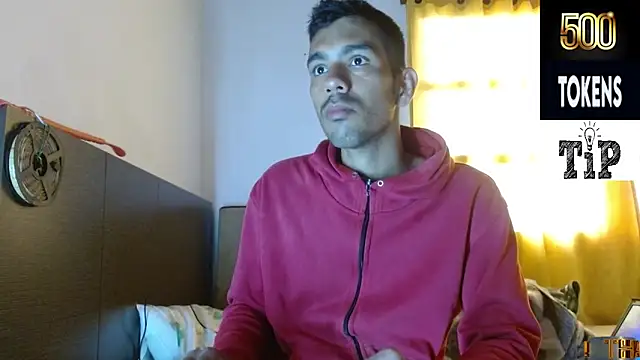 JohanyLatino online show from 04/11/26, 08:56