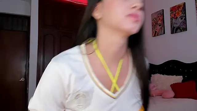 Sara Squirting Heels online show from 06/16/26, 08:53