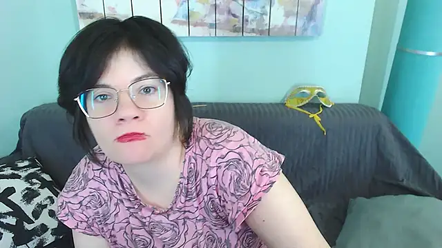 EverlyRays online show from 02/19/25, 07:39