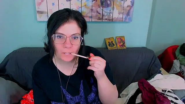 EverlyRays online show from 03/30/26, 06:04