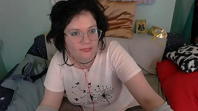 EverlyRays online show from 10/24/25, 05:12