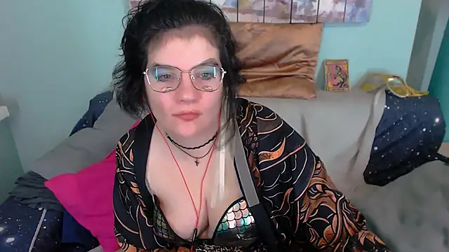 EverlyRays online show from 11/11/25, 02:12