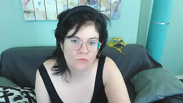 EverlyRays online show from 02/17/25, 07:23