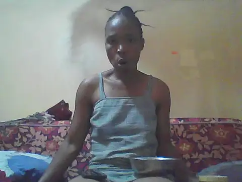 Snapshot of Smillie_prety chatting on 06/10/26, 06:58 Smillie prety online show from 06/10/26, 06:58