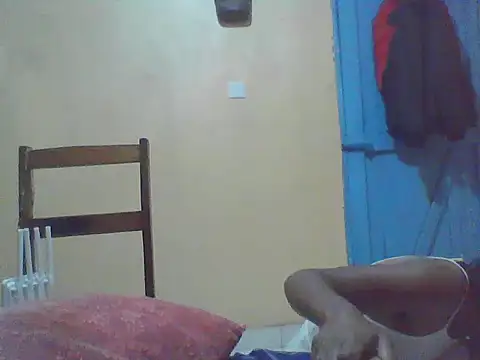Snapshot of Smillie_prety chatting on 07/10/26, 05:40 Smillie prety online show from 07/10/26, 05:40