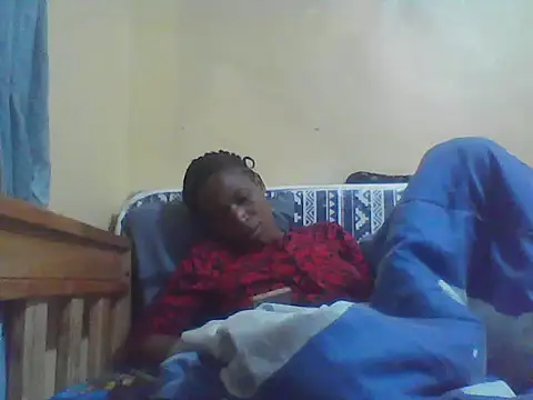Snapshot of Smillie_prety chatting on 05/12/26, 05:15 Smillie prety online show from 05/12/26, 05:15