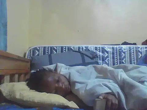 Snapshot of Smillie_prety chatting on 05/10/26, 01:20 Smillie prety online show from 05/10/26, 01:20