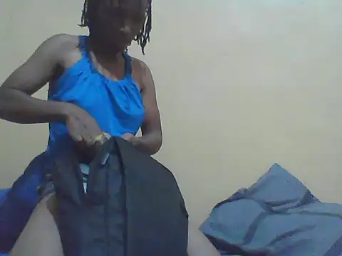 Smillie prety online show from 12/19/25, 03:32