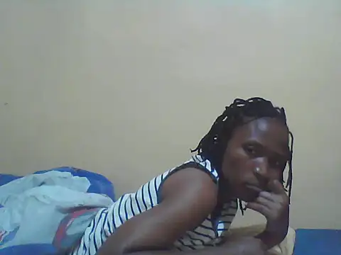 Smillie prety online show from 12/21/25, 05:36