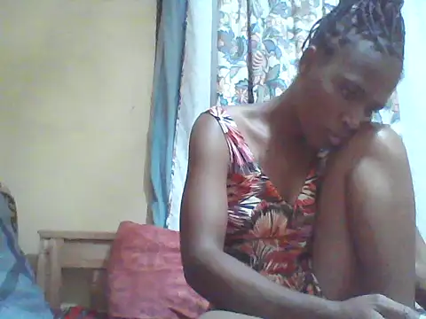 Snapshot of Smillie_prety chatting on 07/03/26, 05:52 Smillie prety online show from 07/03/26, 05:52